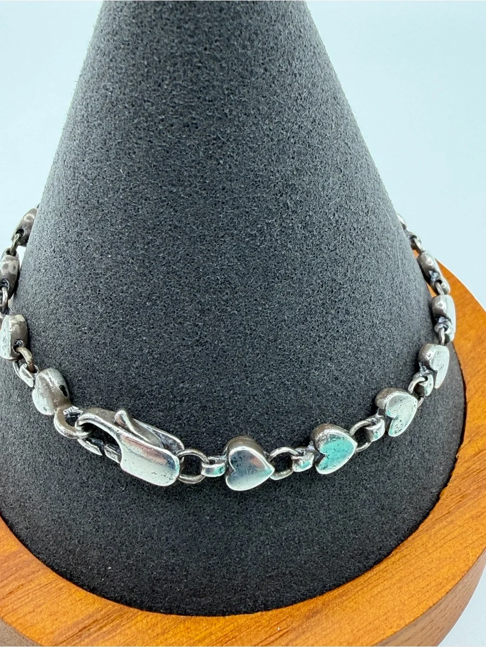 Tiffany & Co. Silver Heart Link Bracelet with Tiffany Blue Pouch - Picture 6 of 15